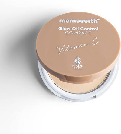 Mamaearth Glow Oil Control Compact with Vitamin C & Turmeric - 9g