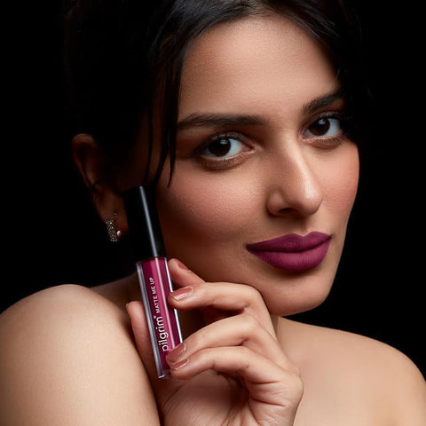 Pilgrim Liquid Matte Lipstick with Hyaluronic Acid & Spanish Squalane - Wine Spill, 3g - Image 7