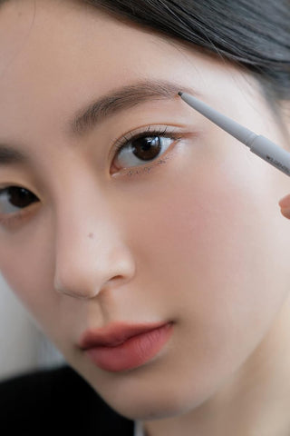 Rom&Nd Han All Sharp Brow - Classic Gray, 1.5mm Precision Pencil with Powder & Spoolie - Image 3