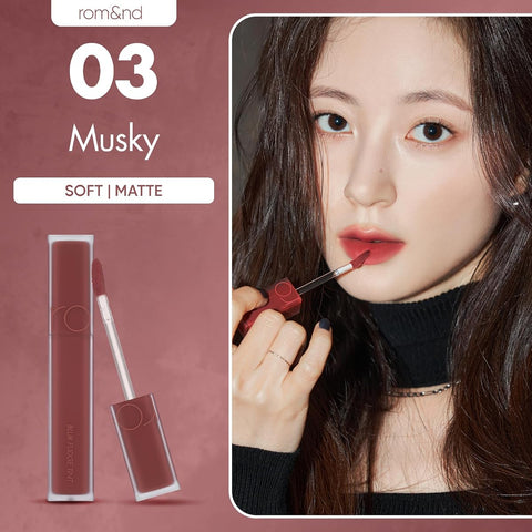 Rom&Nd Blur Fudge Tint in Musky - Velvety Matte Lip Tint 3g - Image 2